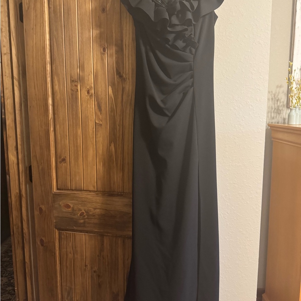 XSCAPE BRAND: Elegant Dress with double ruffle & slit. Size 10.  Worn once.